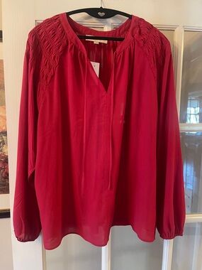 NWT Loft blouse in XL